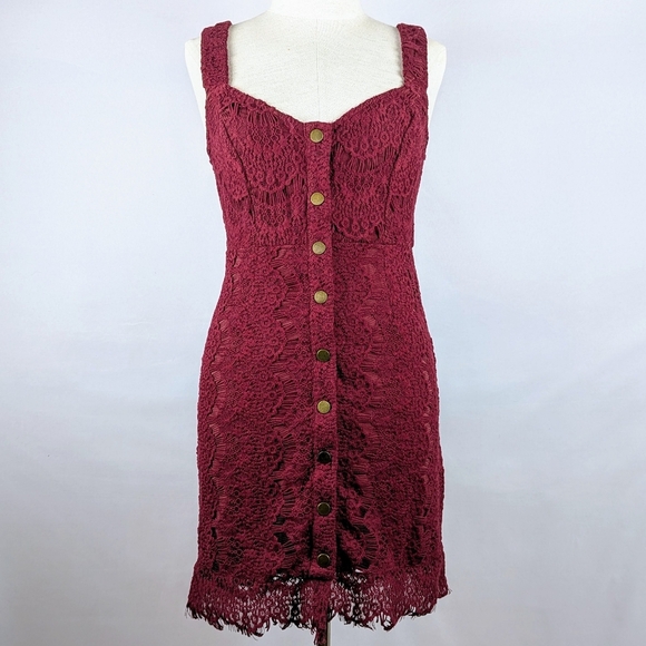 Free People Mini Bodycon Lace Crochet  Sleeveless Sweetheart Neck Wine S NWT - Picture 4 of 12